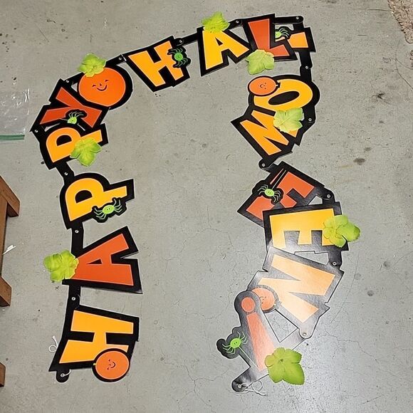 Vintage posable die cut  Halloween witch, pumpkin man,  plus  banner - Picture 11 of 11